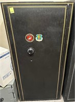 W - COMBINATION SAFE (E5)