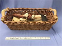 Lot with a wicker basket full of vintage wooden fi