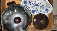 Ice bucket, and Blue pattern Dish