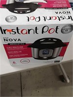Insta Pot duo nova multi use pressure cooker