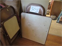 FOLDING TABLE AND 4 CHAIRS