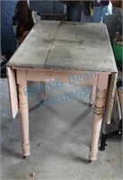 Primative Old drop leaf table