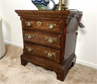 VINTAGE SIDE TABLE