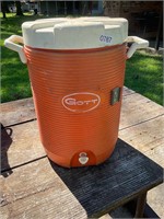 5 gallon Gott water cooler