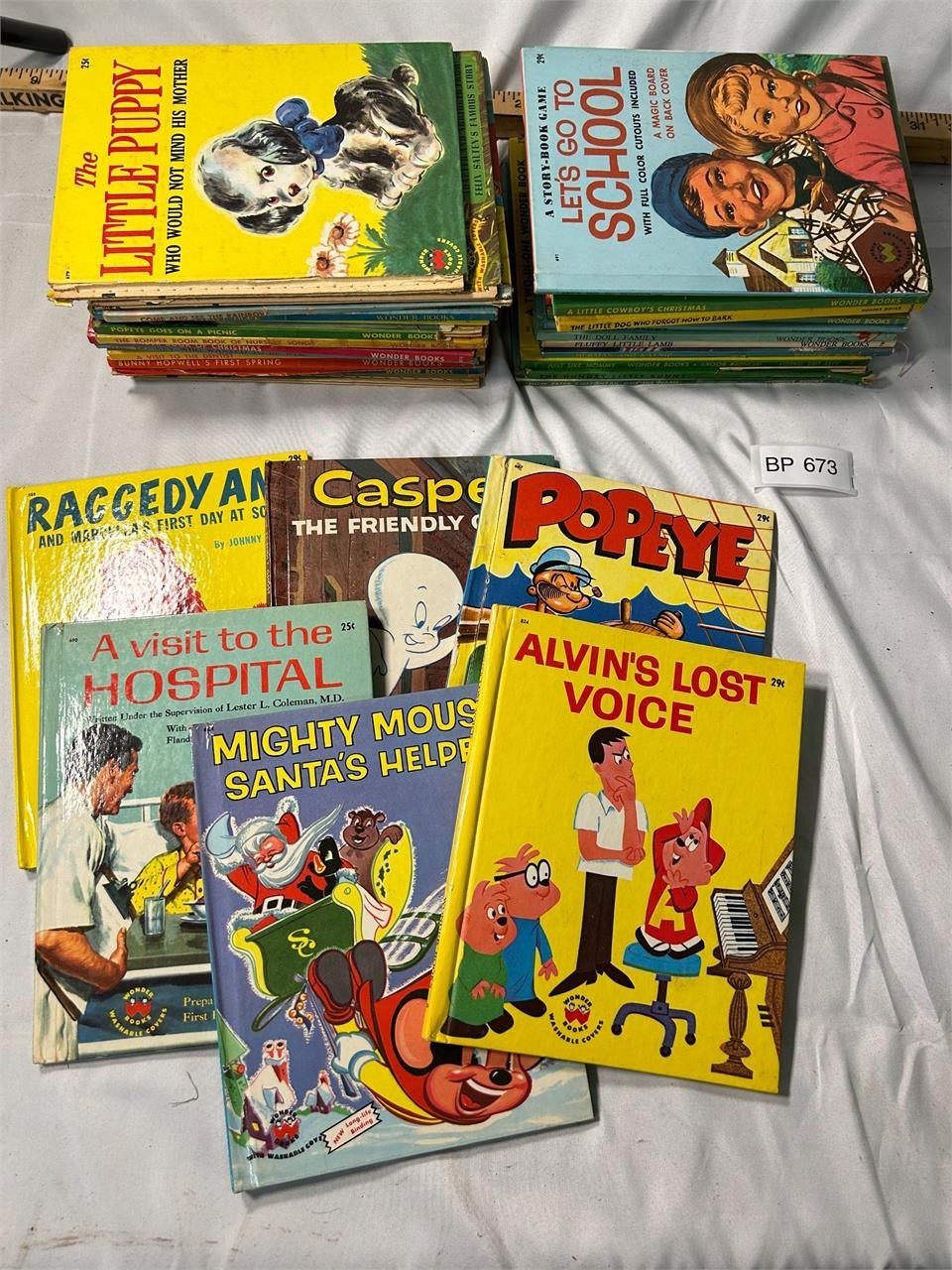 Lot of VTG Wonder Books Kids Books Assorted