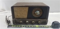 Vintage Montgomery Ward Airline Tube Radio 1952
