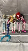 5 monster high dolls