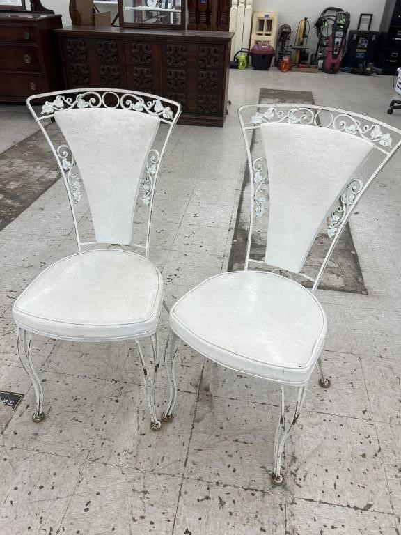 2 Metal Frame Chairs