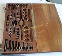 Tap and Die Set in Wooden Case