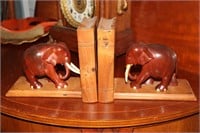 Pair of elephant bookends (tusks on one has been