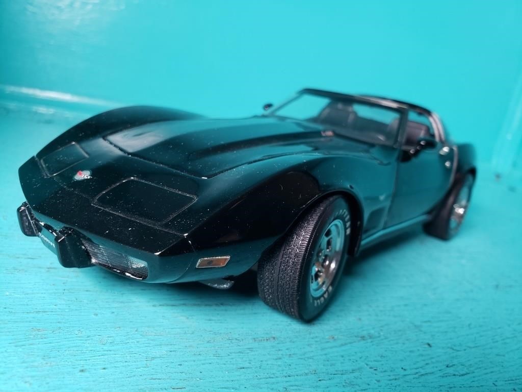 1:18 SCALE CAR CORVETTE VETTE DIE-CAST