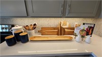 14PC KITCHEN ITEMS