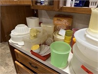 LARGE LOT OF TUPPERWARE MISC PICTURED