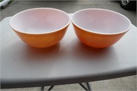 Pair Pyrex Mixing Bowls 8 1/2"D