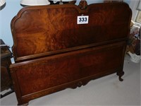 FULL SIZE QUEEN ANNE BED