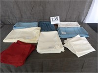 Fabric Table Cloths & Napkins