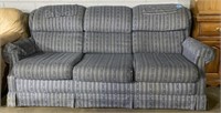 (EF) La-Z-Boy Couch 80” x 37” x 39”