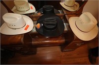 3 Cowboy Hats