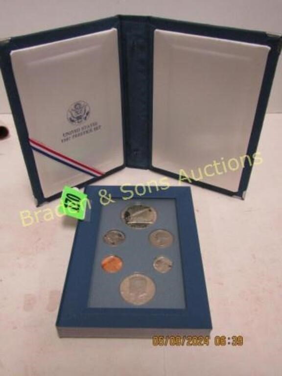 US 1987 PRESTIGE COIN SET WITH BOX