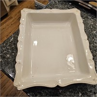 Julisha Ruffled Baking Dish