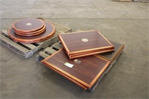 (3) Round Table Tops Approx 24"x24", (2) Round Tab
