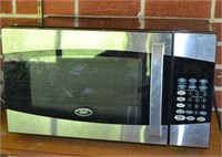 Oster Stainless Steel Front Microwave