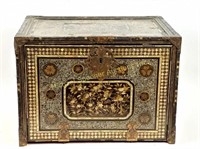 RARE 16TH -18TH C. JAPANESE NANBAN LACQUER CABINET