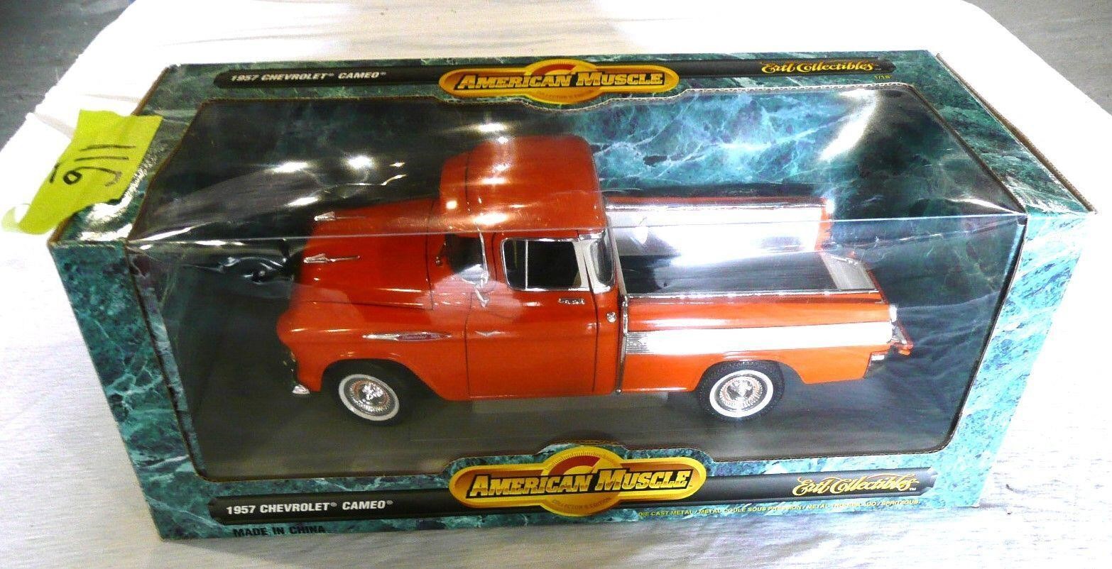 Ertl 1957 Chevrolet Cameo Pick up