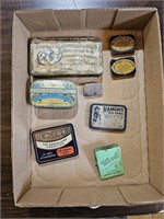 VINTAGE TINS BOX LOT