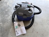 5 Gallon Wet / Dry Shop Vac