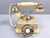 Vintage French Continental Rotary Telephone
