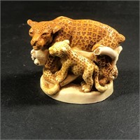 Harmony Kingdom Figurine - Sleepy Hollow Leopards