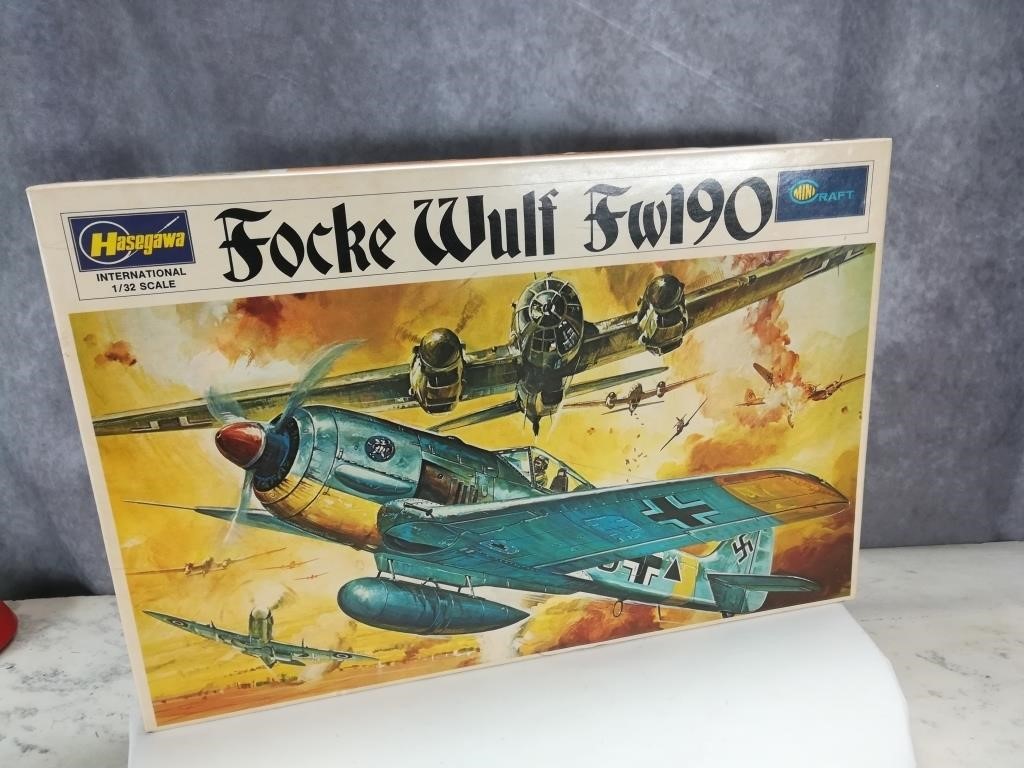 Unopened Focke Wulf Fw190 1/32 Model