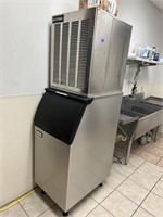 ICE-O-MATIC ICE MACHINE #GEM0450A2 WITH