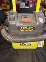 RYOBI 18V 1 gallon Wet/dry vacuum, tool Only
