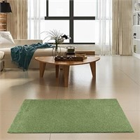 Green 4' X 6' Solid Color Rug