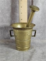 ANTIQUE SOLID BRASS MORTAR AND PESTLE