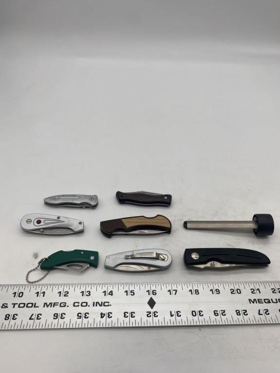 Pocket knives and pocket knife sharpener