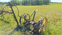 ANTIQUE JOHN DEERE MELINEILDAIN SICKLE MOWER