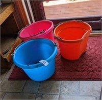 (3) Plastic Buckets