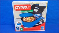Pyrex Portables Insulated Food Carrier Set ( New )