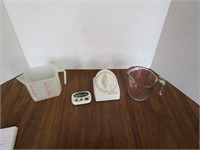 Kitchen selection; measuring cups & timers