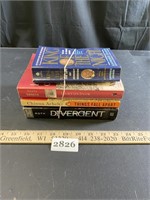 Books - Divergent - Johnny Carson King of the Nigh