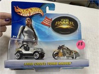 Hot Wheels 2-Car Set Jeep & Motorcycle Tomb