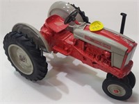 Ford 901 Select Speed Tractor