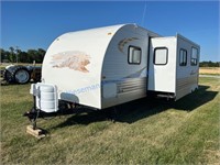 2011 LAYTON JOEY 28' BUNK HOUSE CAMPER