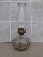 F1) Vintage Oil Lamp with Wick
