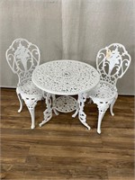 White Wrought Iron Floral Patio Table w/2 Chairs