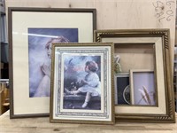 4- Framed prints and Easter wall decoration