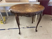 ANTIQUE DECORATIVE TABLE